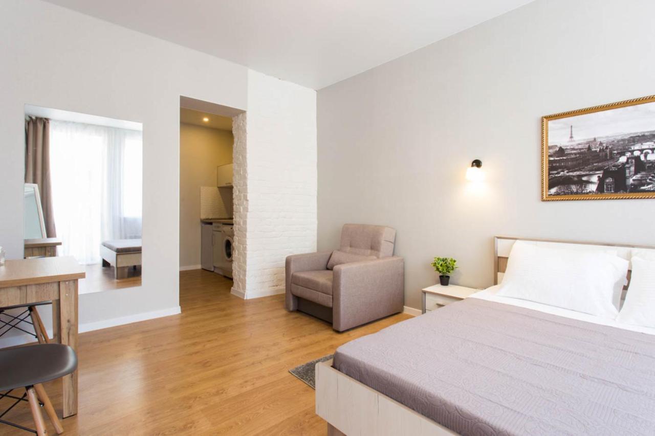Cozy Apartment Beside Metro Yaroslava Mudroho, Universytet - Chernyshevska Str 95-6 哈尔科夫 外观 照片